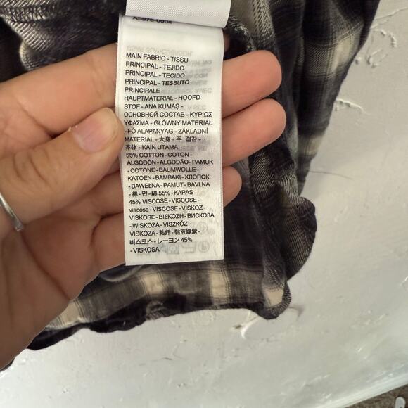 Levi’s San Francisco Black Gray Plaid Flannel Shirt L | Soft Grunge Button-Up - Picture 7 of 8